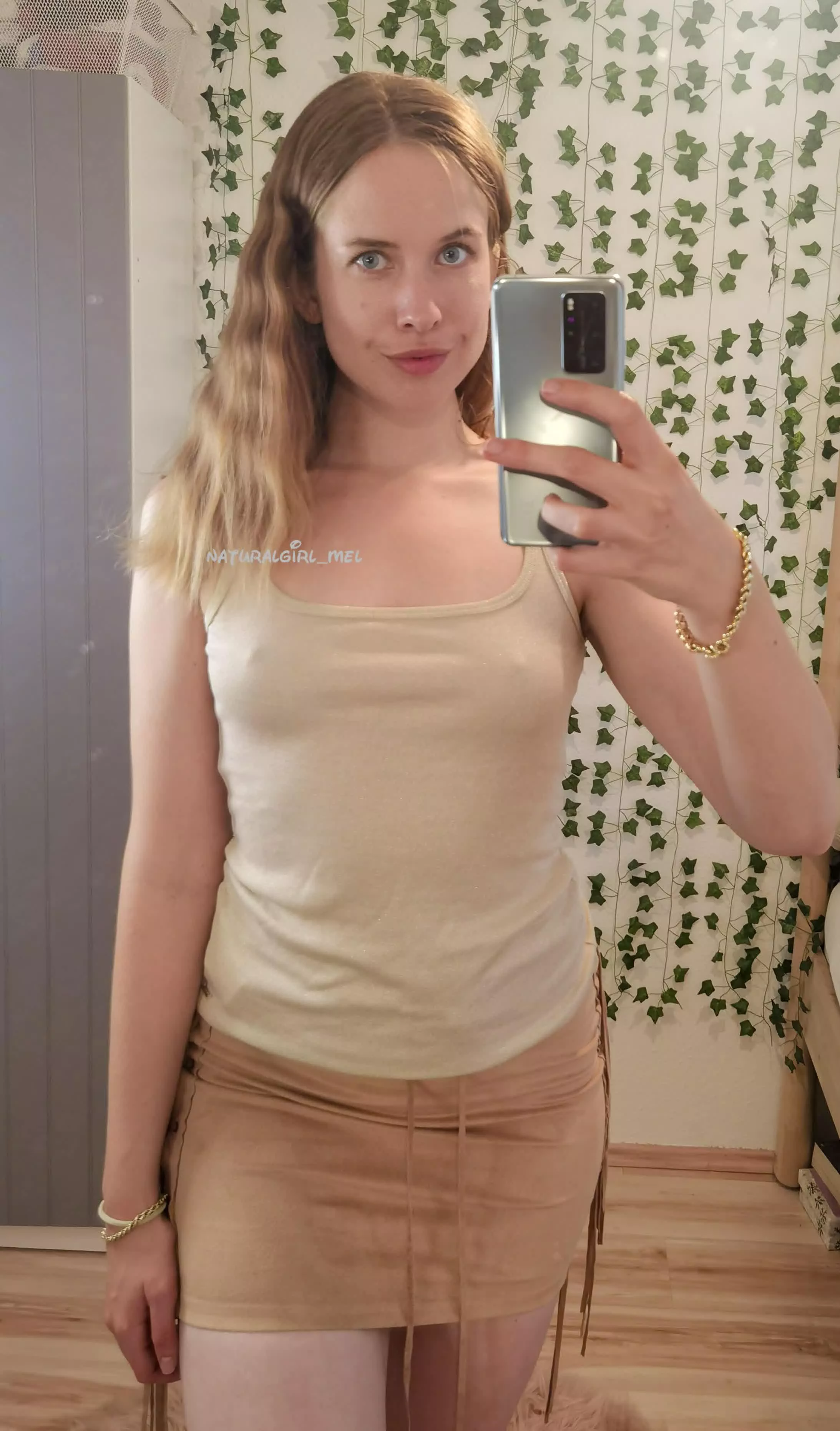 I like to wear this outfit on dates :)