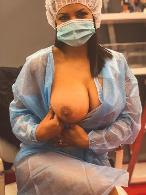 If you'd accept my nudes with no questions, leave a ❤️ F43