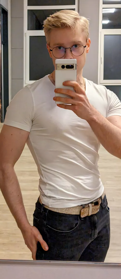 In the gym putting in work :D