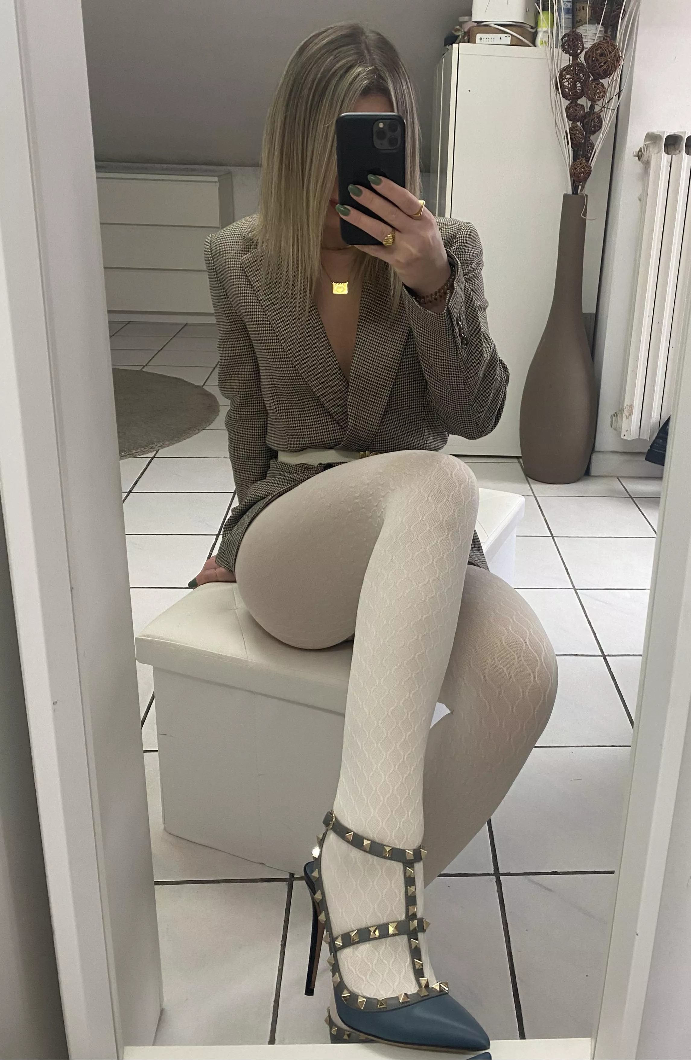 Ladies in Valentino heels