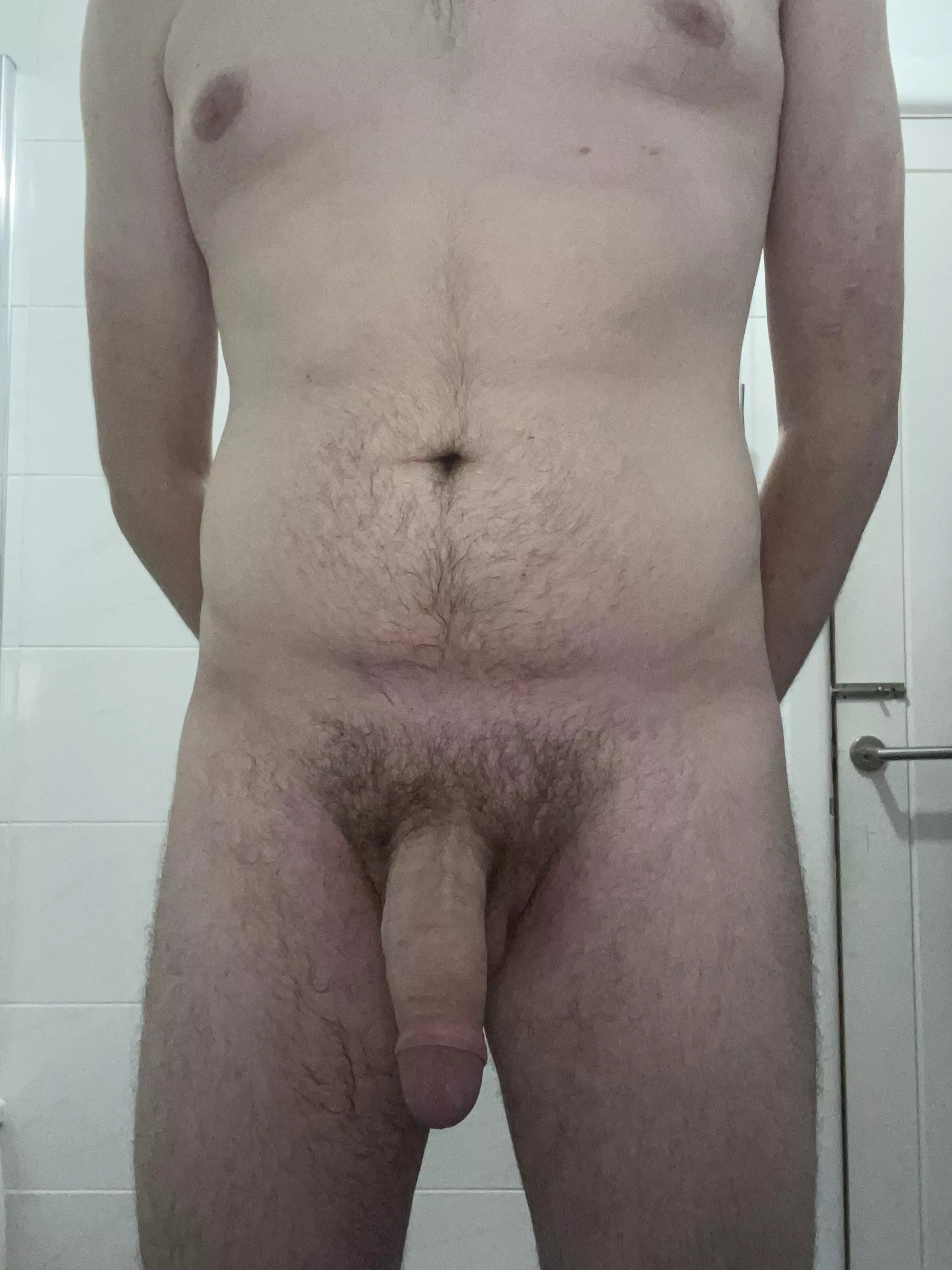 [M] First post here😁 too much chub?