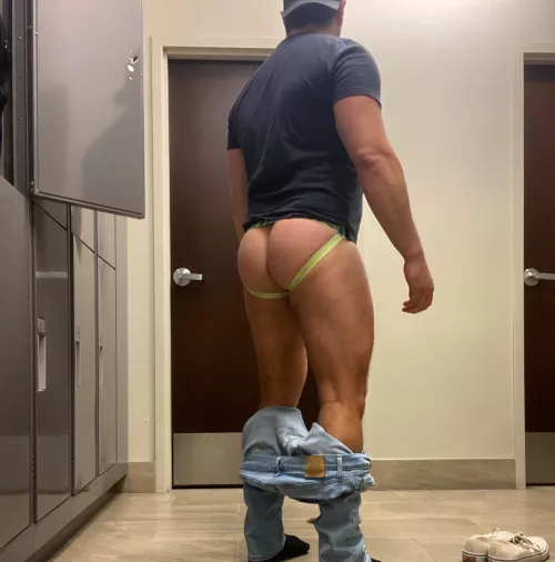 Meet me in the locker room