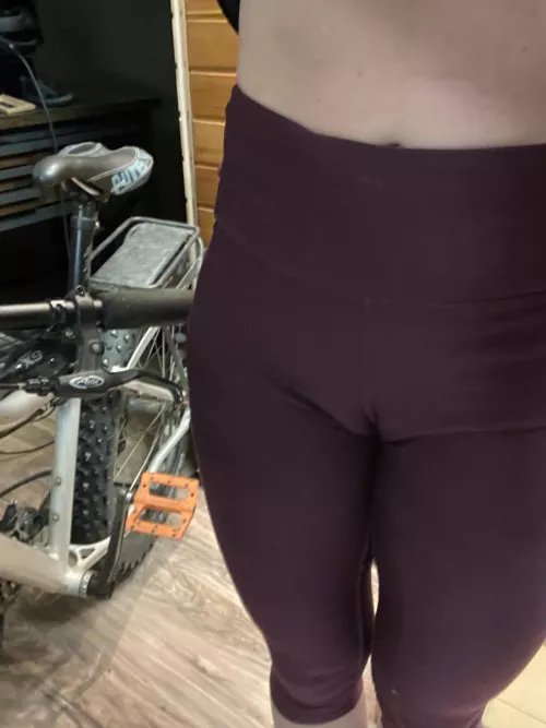 Ride the bike or your face… 🤭