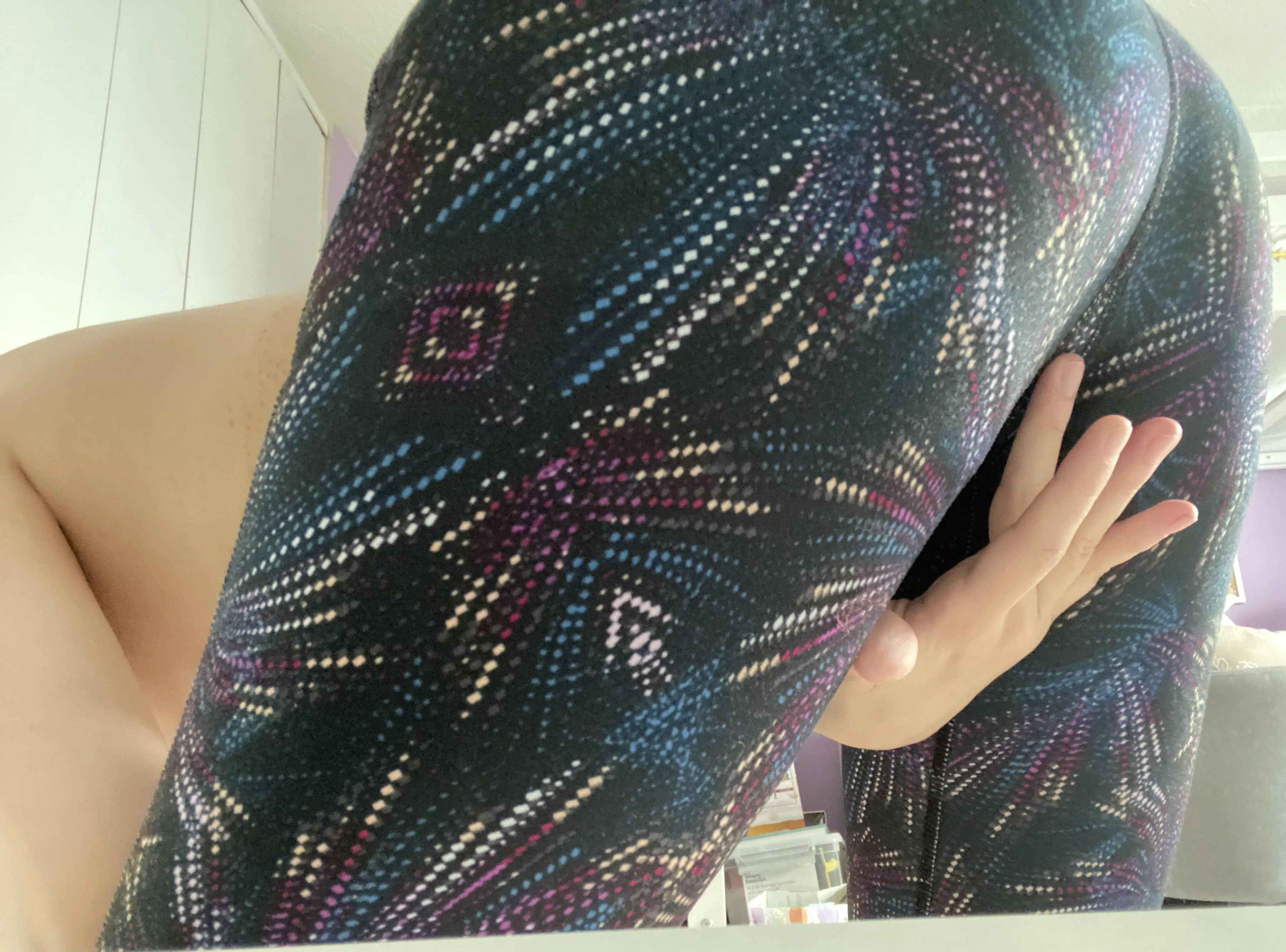 Something about tight leggings just makes me so wet