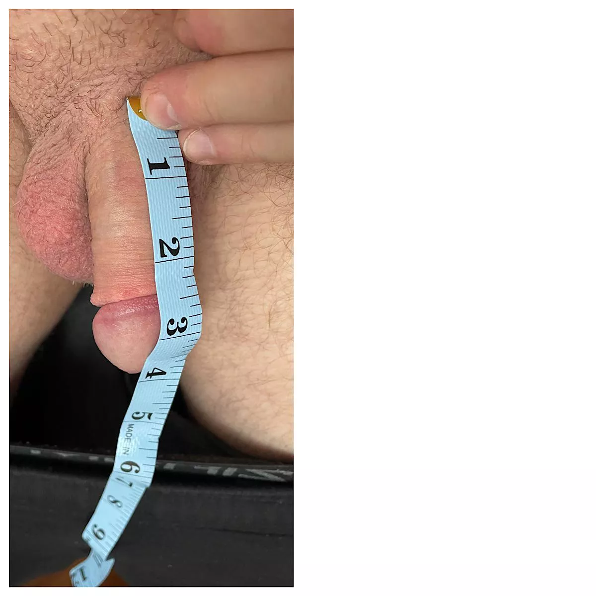 Wanna fill the gap on the right? Send me a exact same pic. I have to post when im smaller