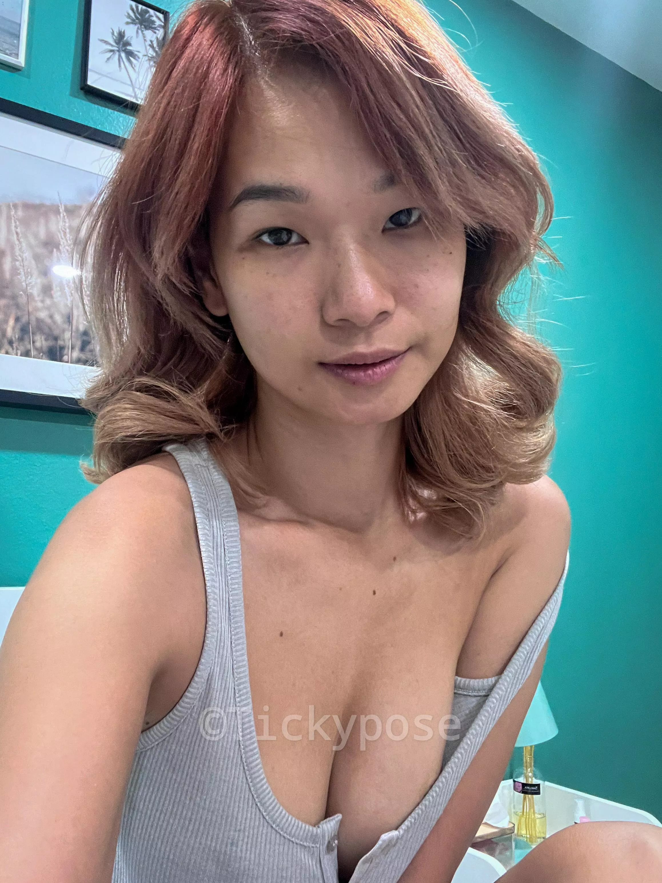 Whatcha looking at 😏