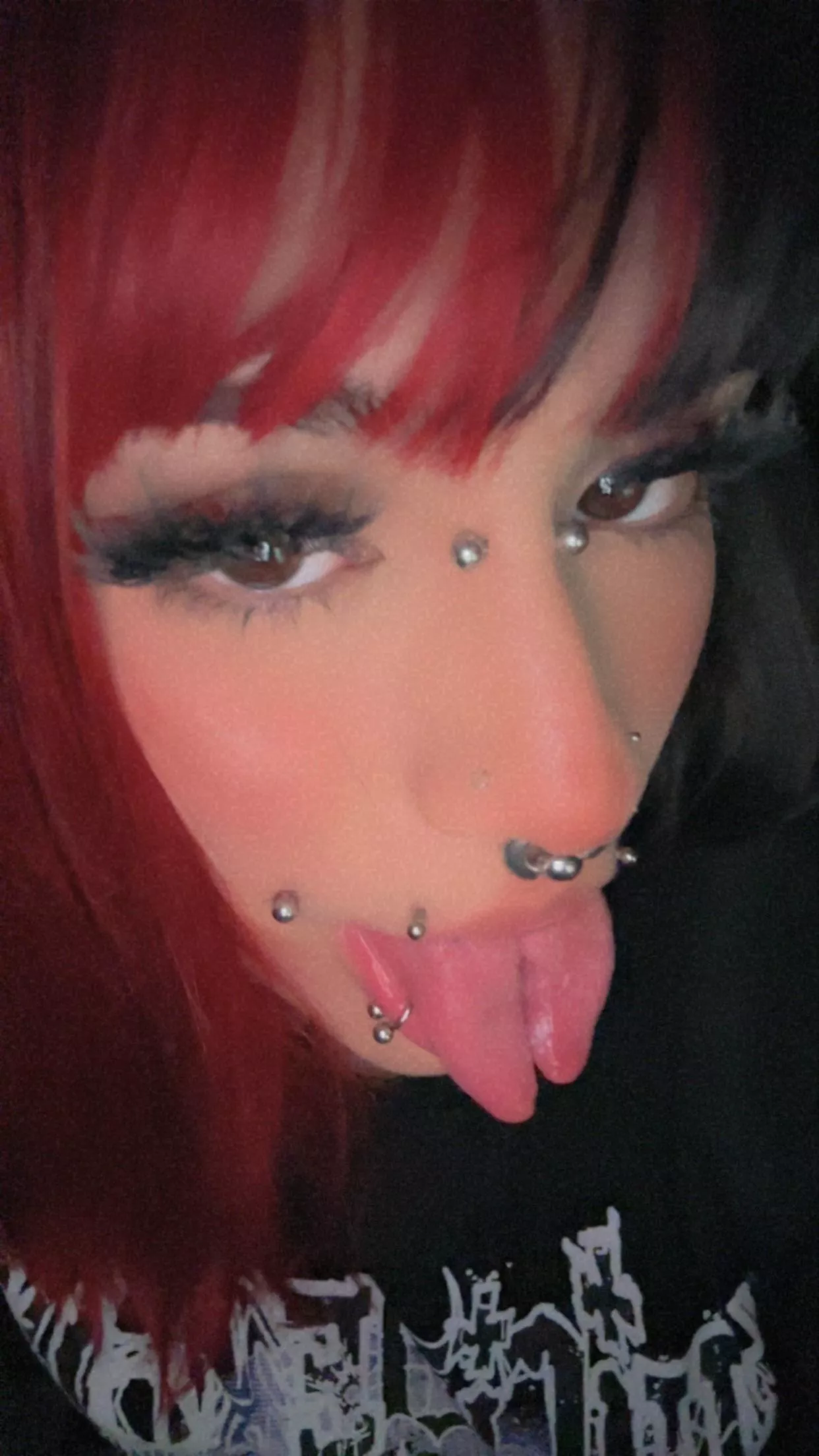 What’s your fav kind of music? 🖤 mines obv metal hehe 🧸