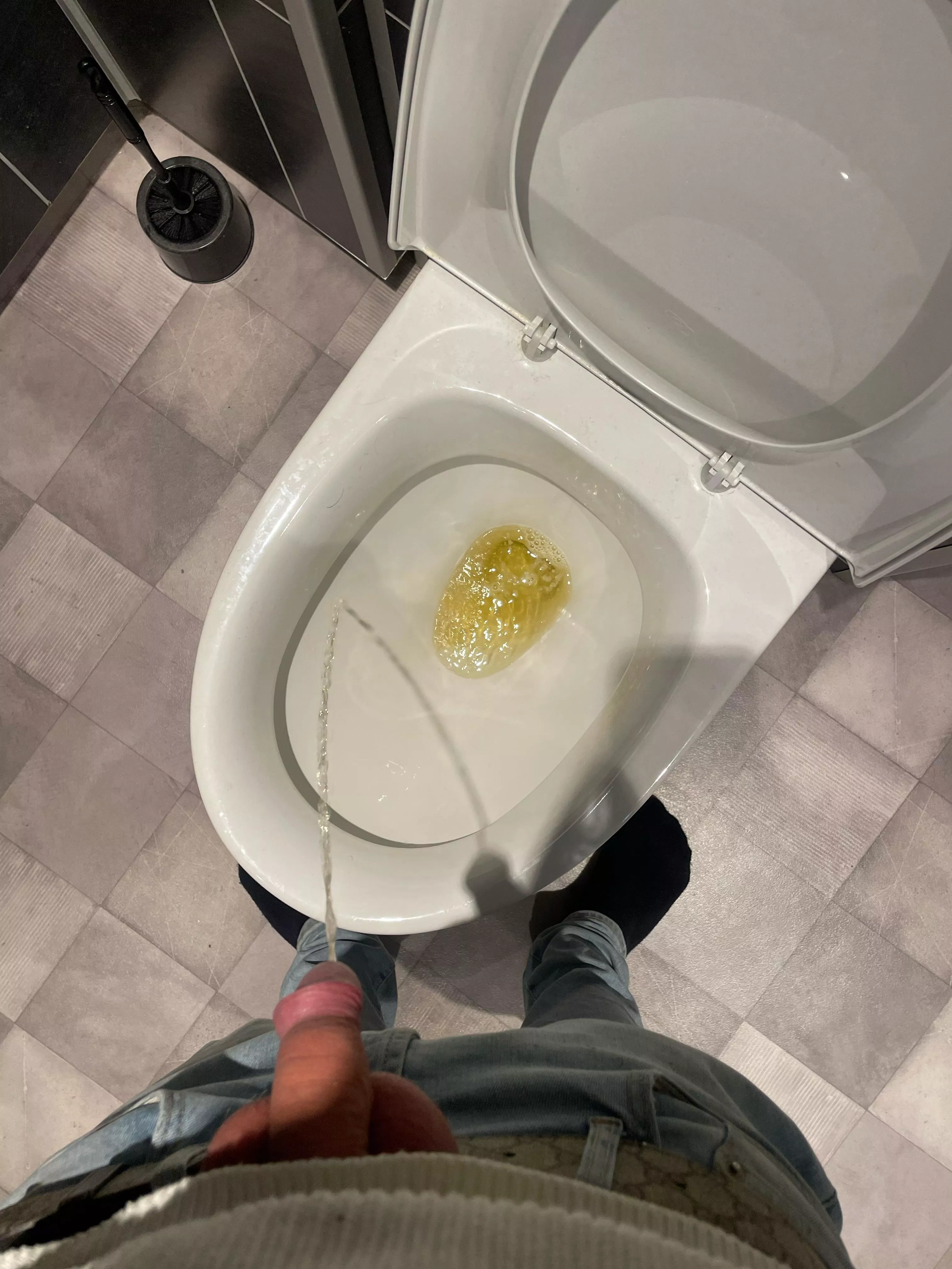 Wish it was your face that got pissed on