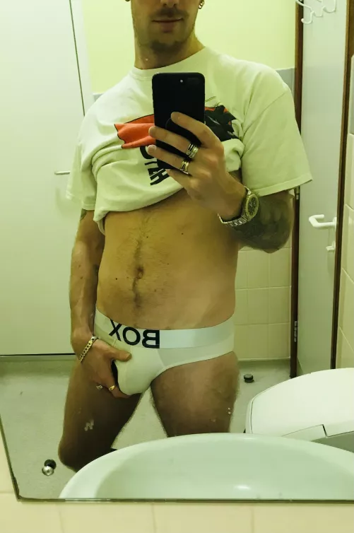 28M any lads here into briefs??