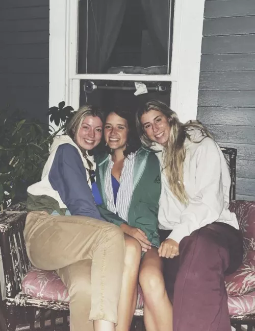 [3] three’s company