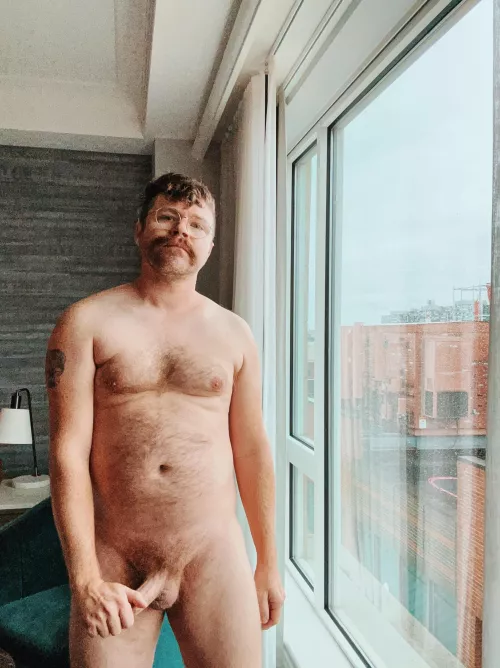 Anyone else love a hotel room?