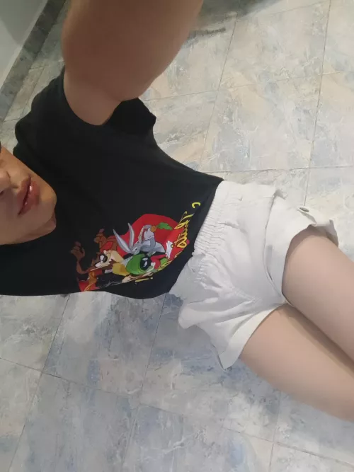 Come sit here darling <3