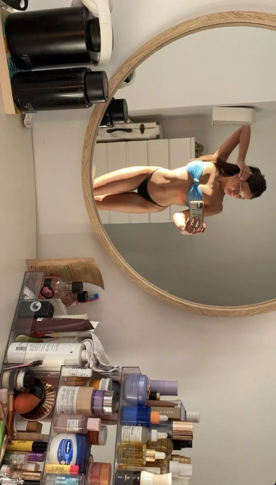 does anyone here like thigh gaps?