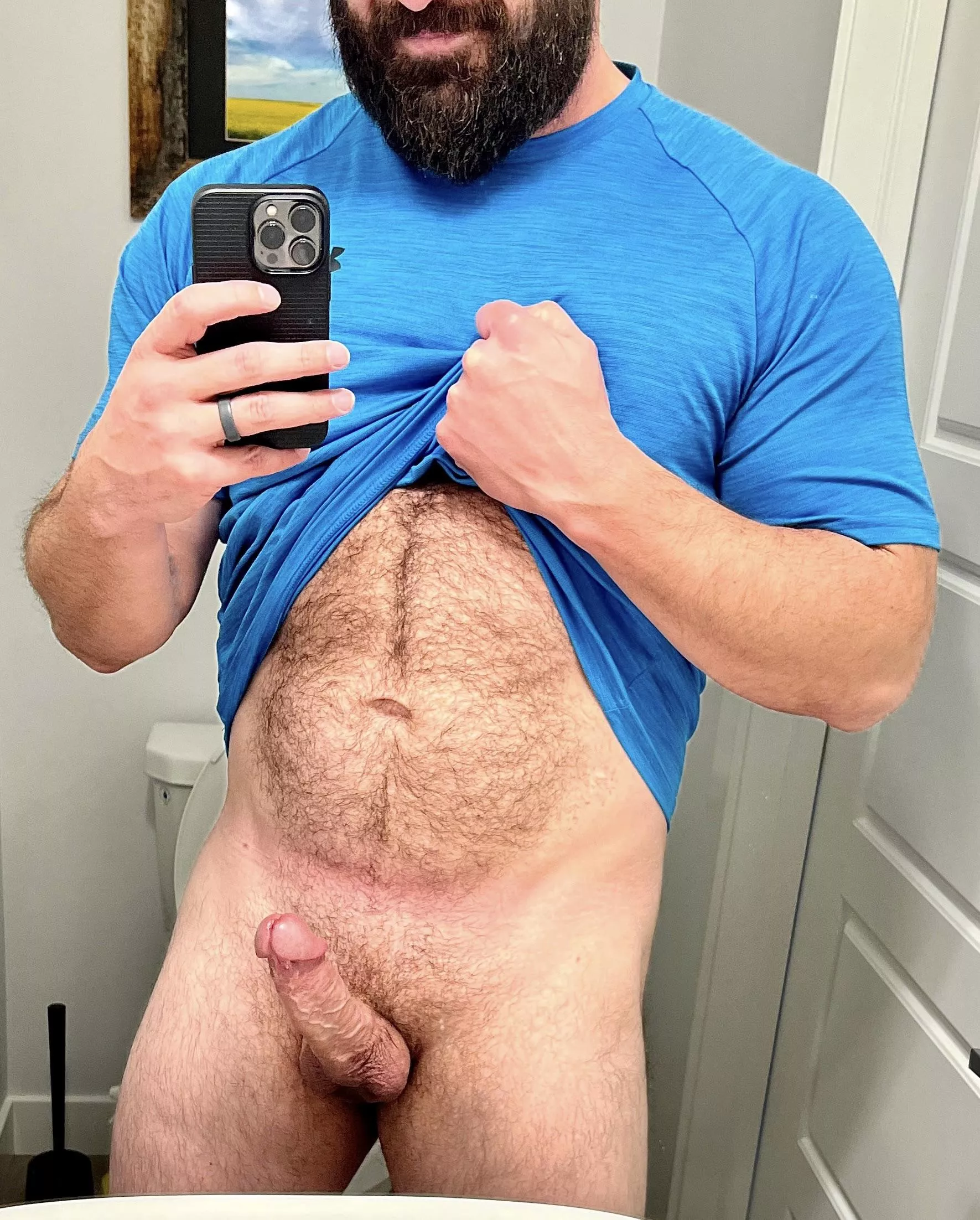 Have some friends over watching the Oilers game. Snuck away for a quick pic during intermission 😏