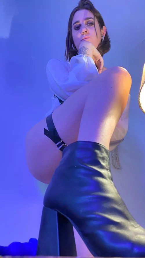 If you are a man, this is the place from which you should look at a Mistress.