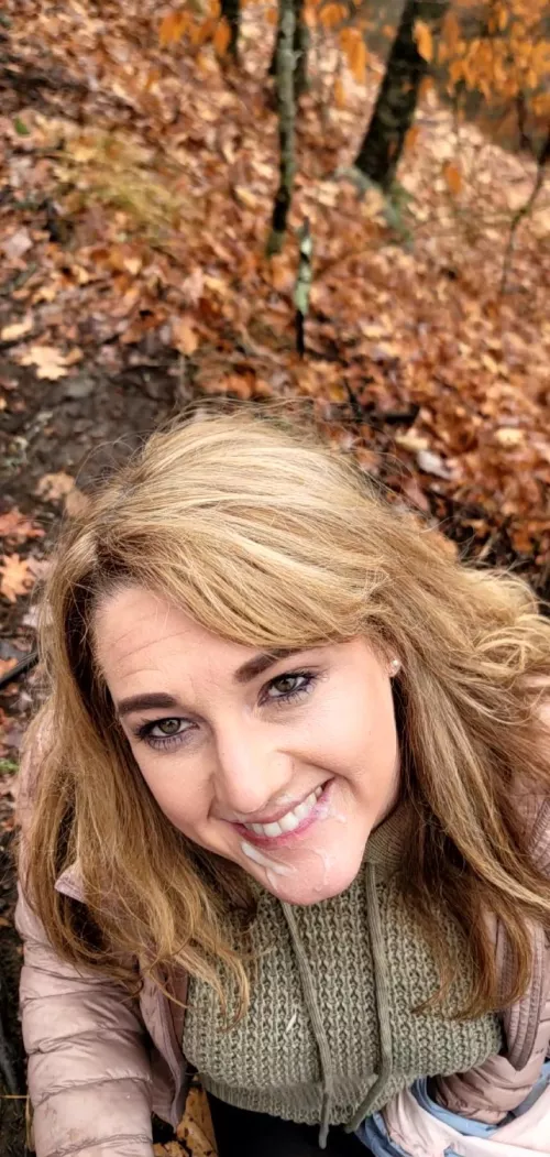 It rained on our hike in the mountains but I still got my facial 😜😋