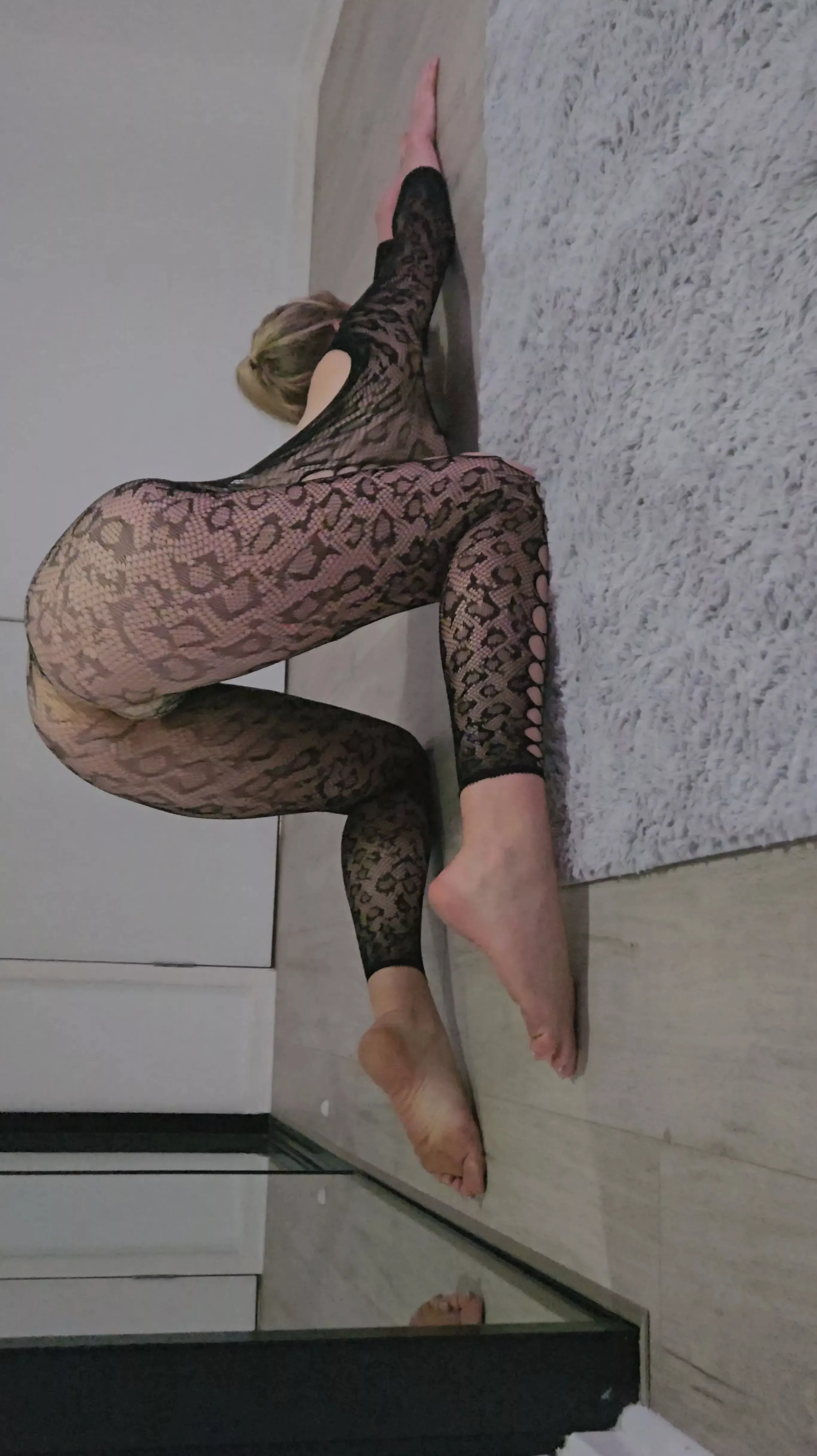 Its time to play on the floor