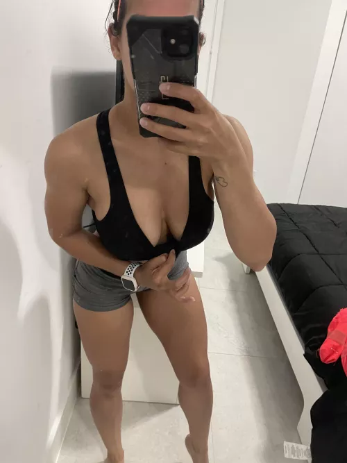 Just come and play with them papi