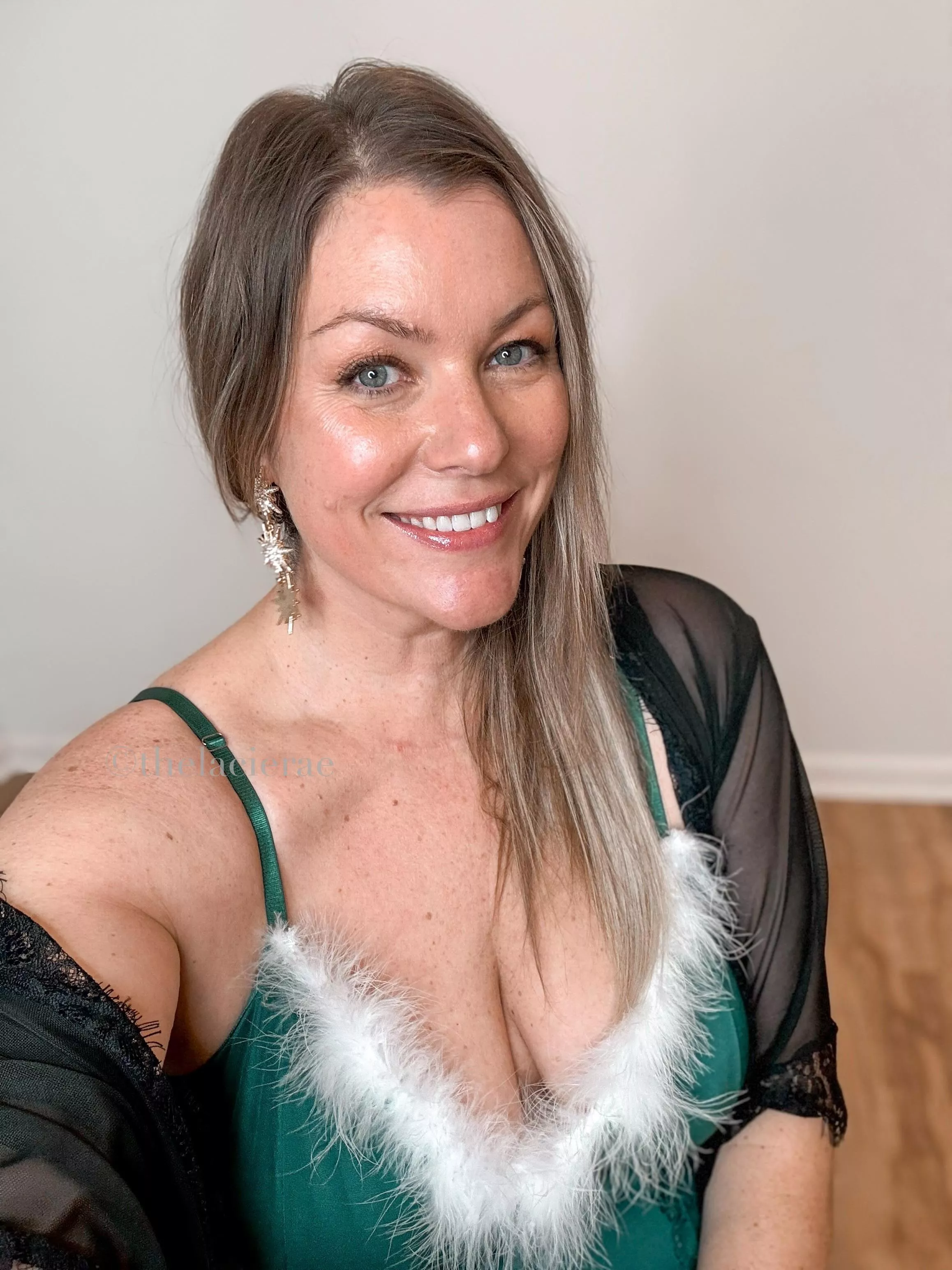 Just trying to make your milf Monday fantasy come true