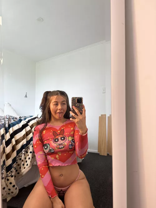 Say yes if you want to receive m daily nudes