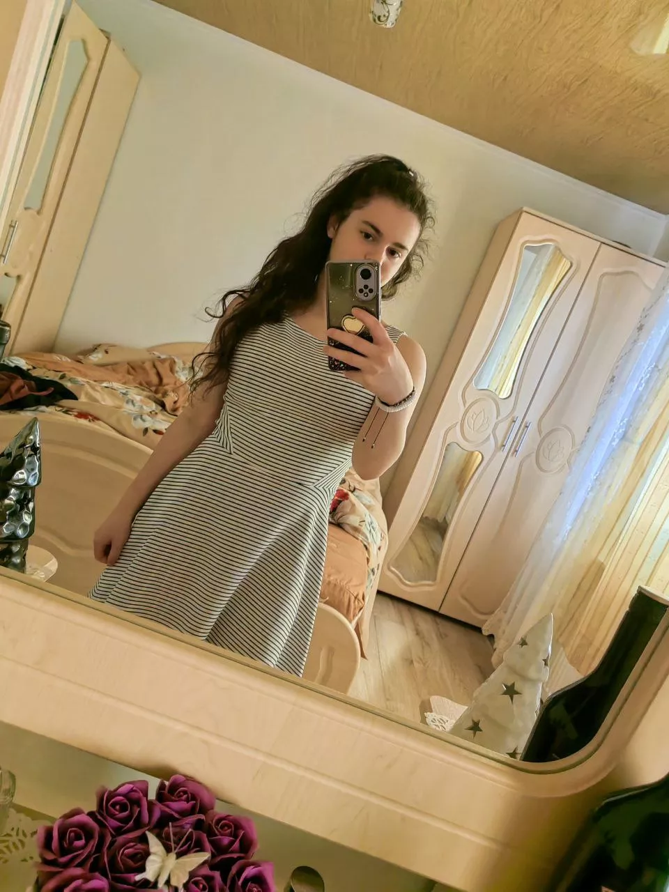 Sweet 18y/o wants to know your honest thoughts about her