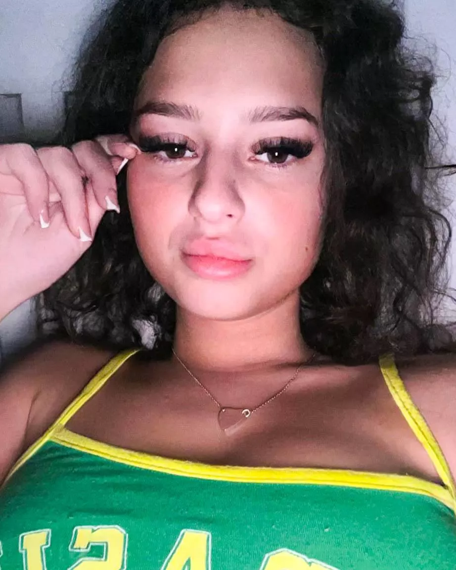 The kind of girl you wanna wake up to every morning