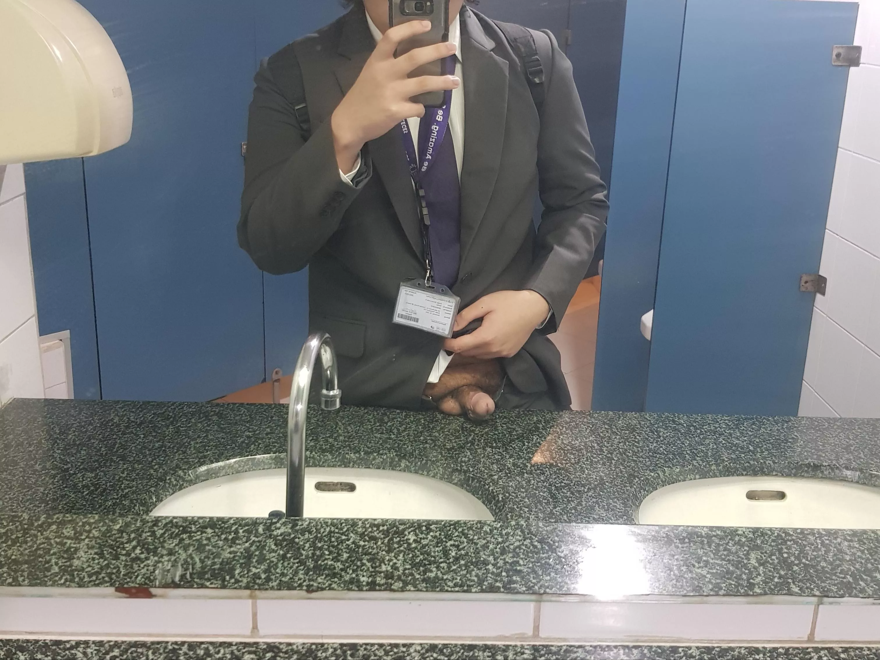 Uni restrooms always got me and my lil asian dick acting up 💦 hmu 👀