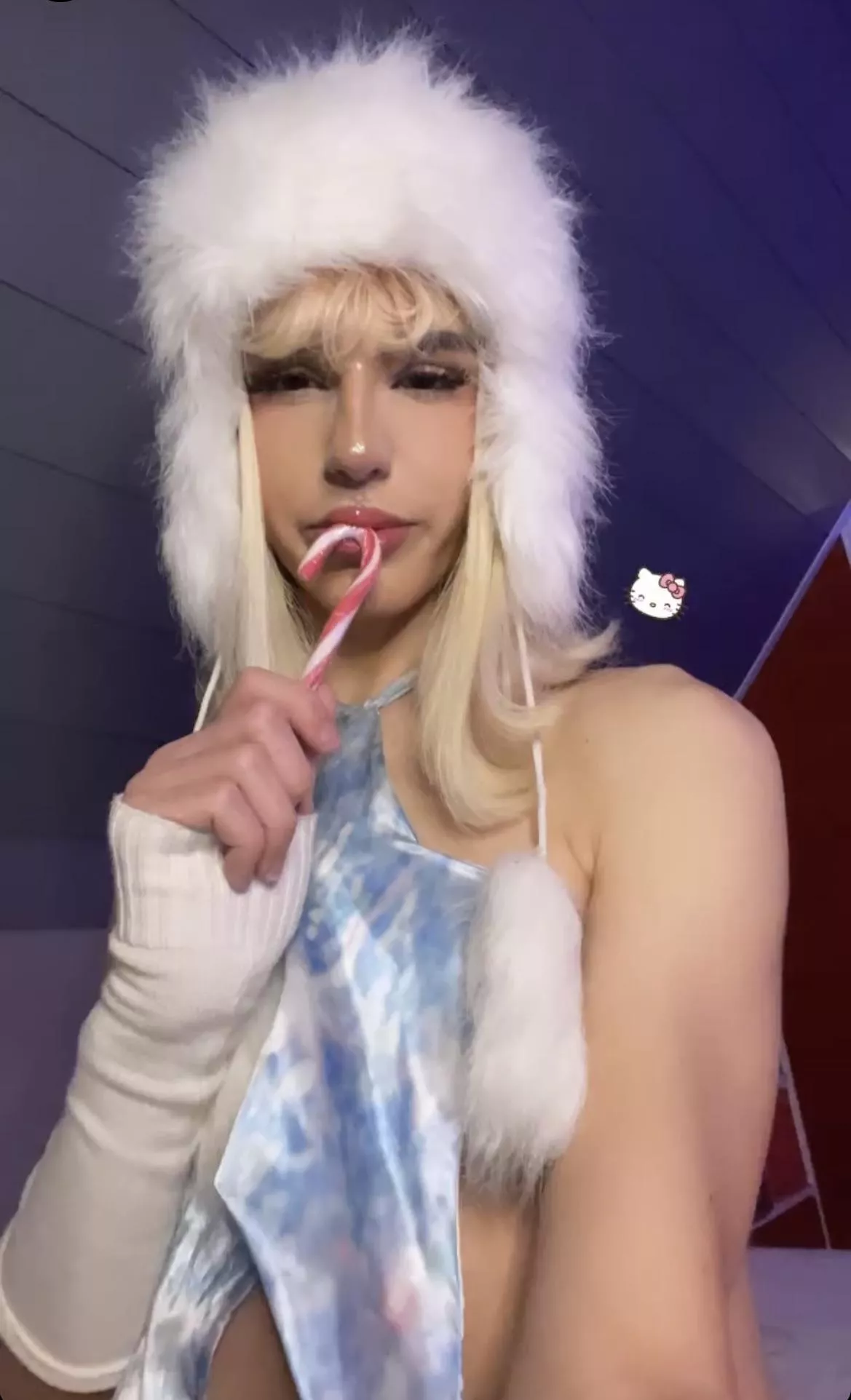 Who got the biggest dick ? Me or you ?