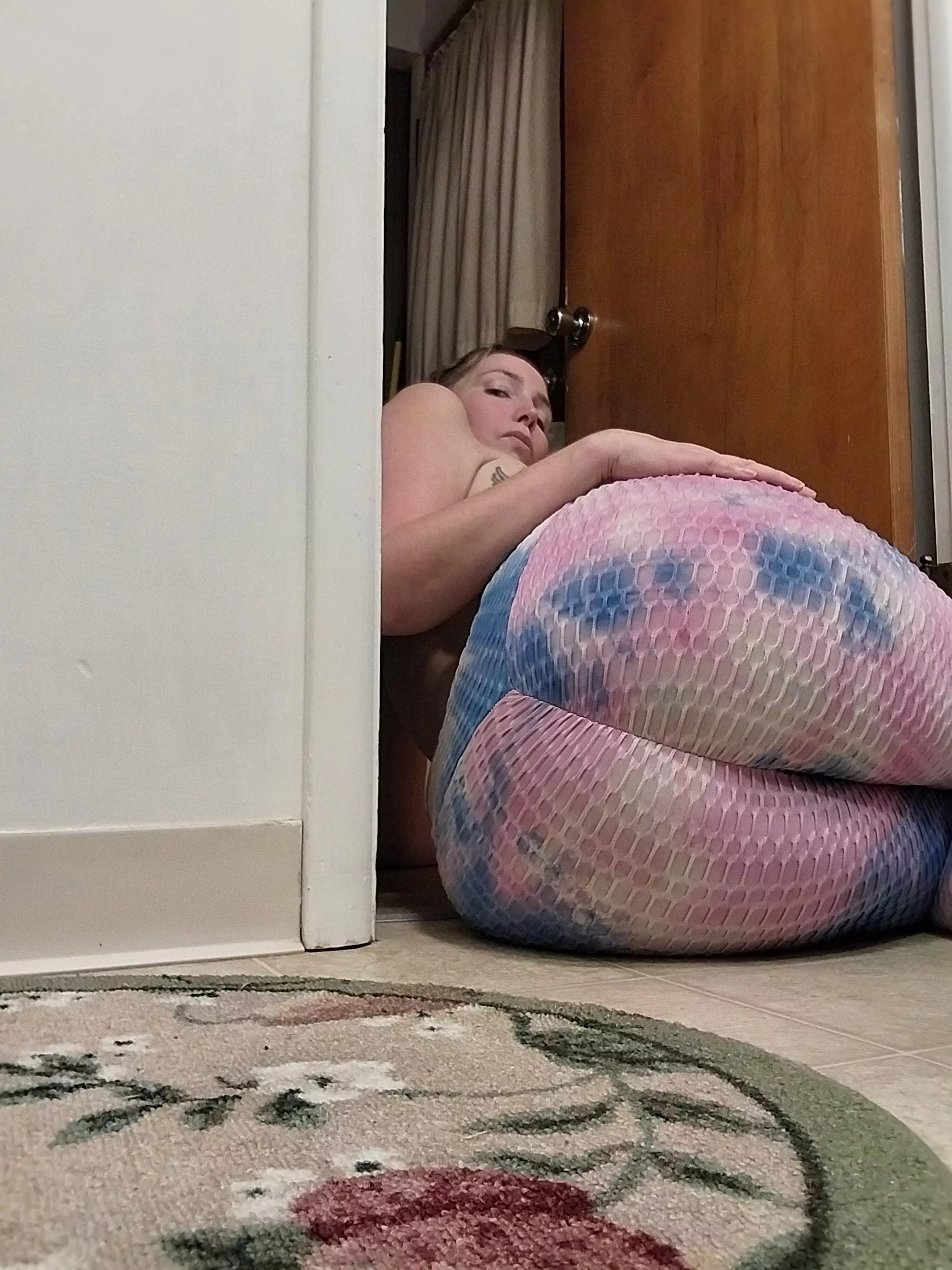 Your face would fit perfectly here..