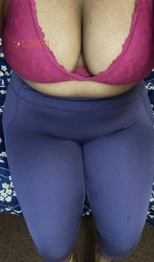 My favorite pair, they hold me just right💋✨