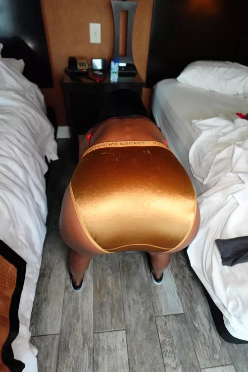 2nd skin satin panties in gold 🥇🥇🥇