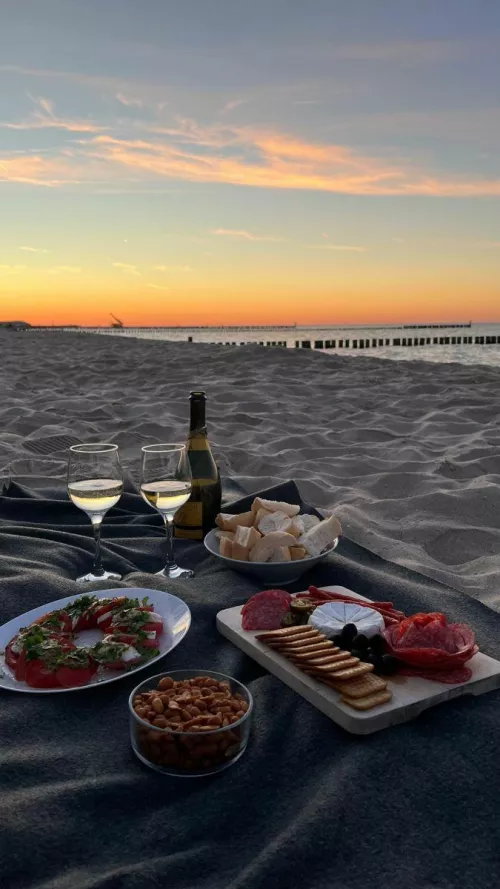 Beach and Wine & snack= perfection