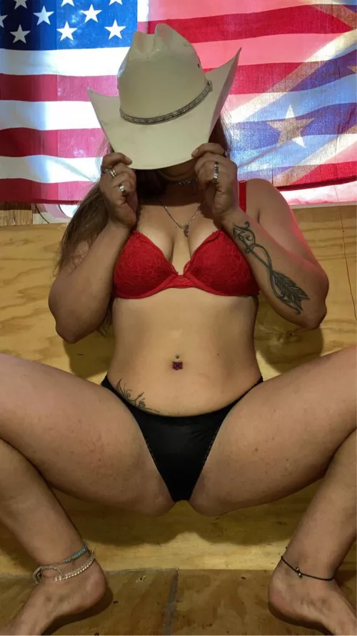 Do you like cowgirls 😘link In bio 😈