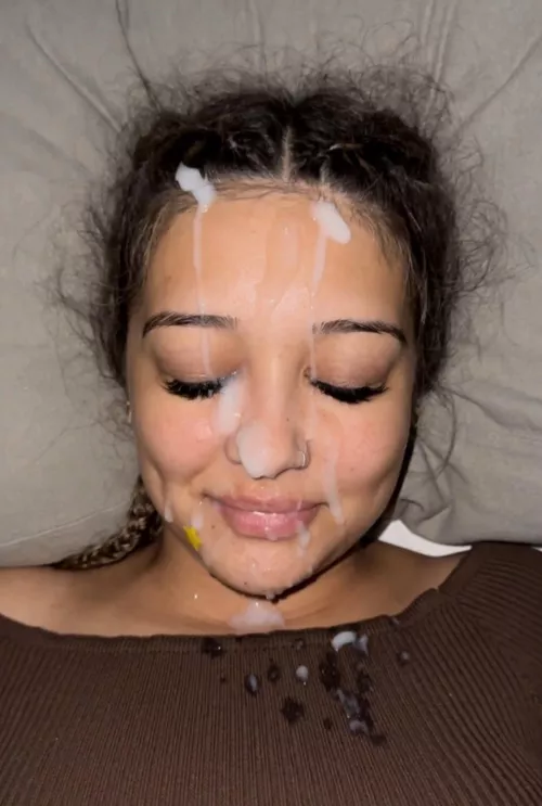 Freshman year of college made me into nightly cum rag for frat guys 😅