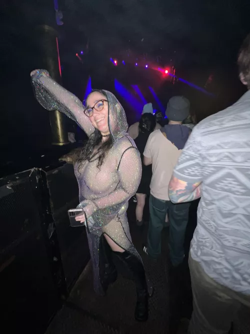 Loved having my tits out on the rail 🤤💦