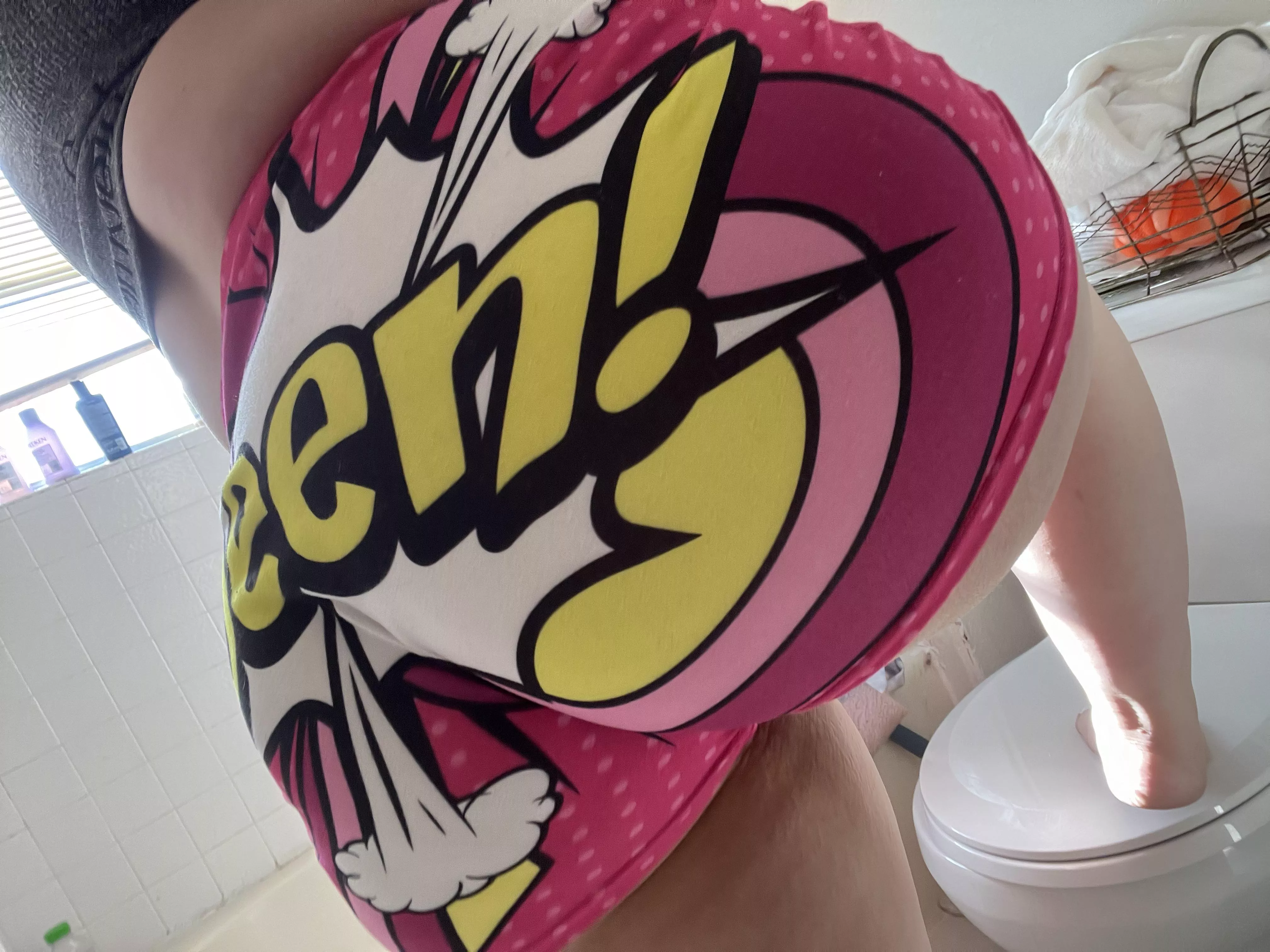 See this booty in action in my bio 🥵😍