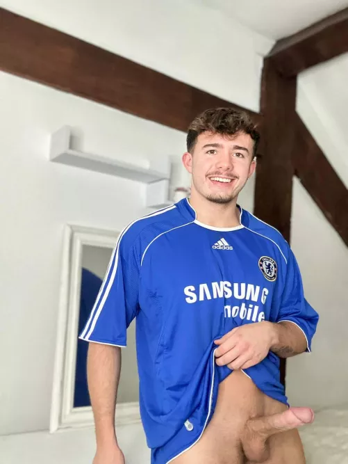 Sit, suck, or stroke, you can only pick one