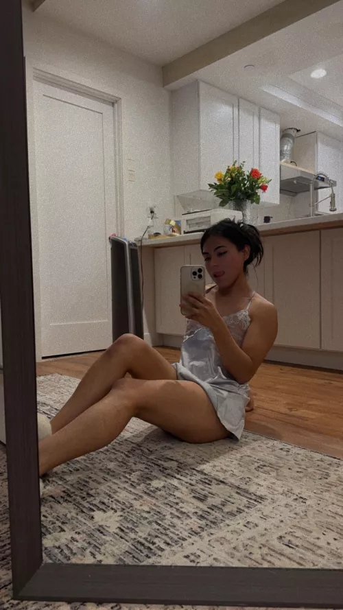 Would you take me to bed? 😋