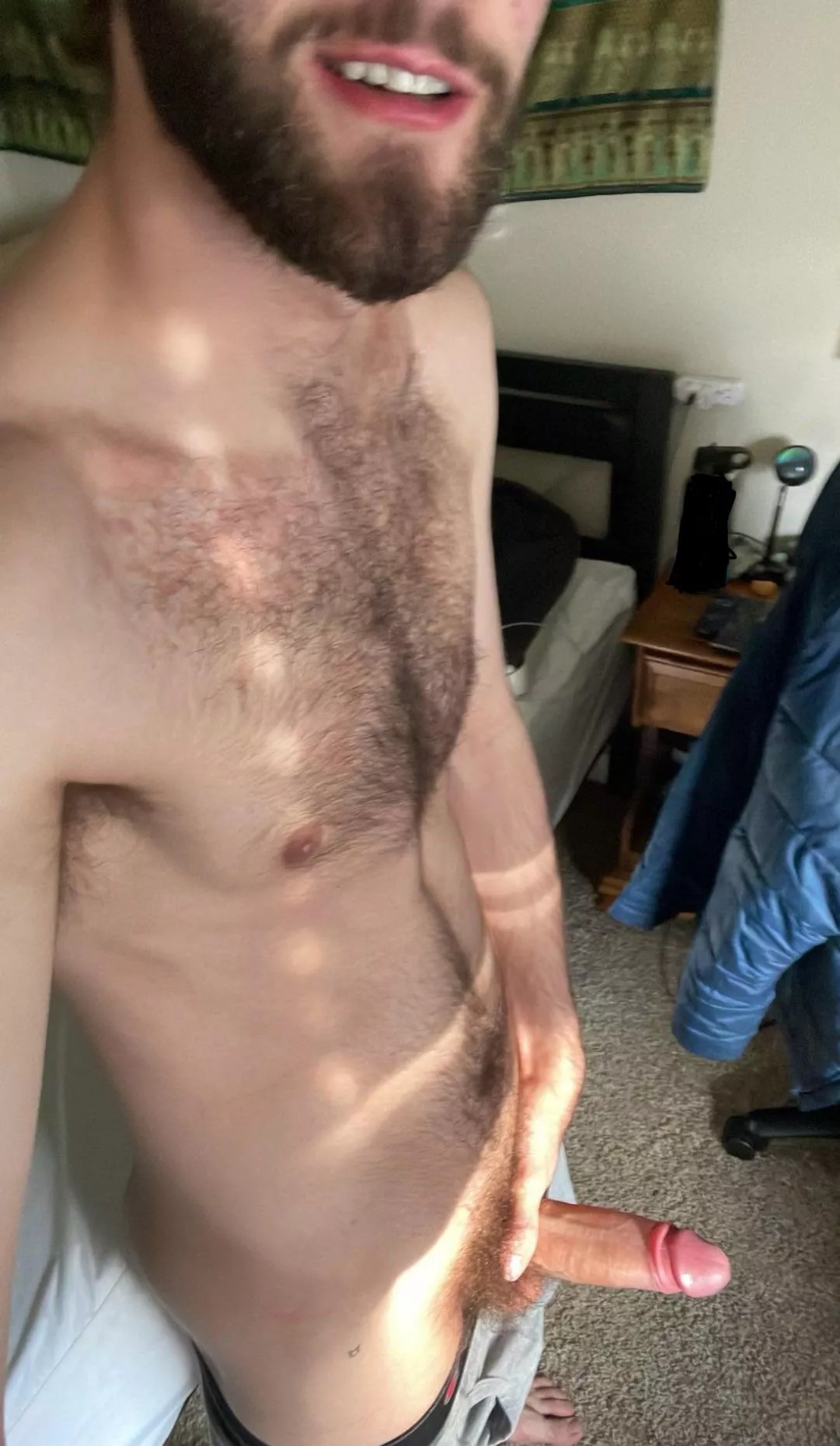 [20] Gotta soak up all the sun you can ;) ☀️