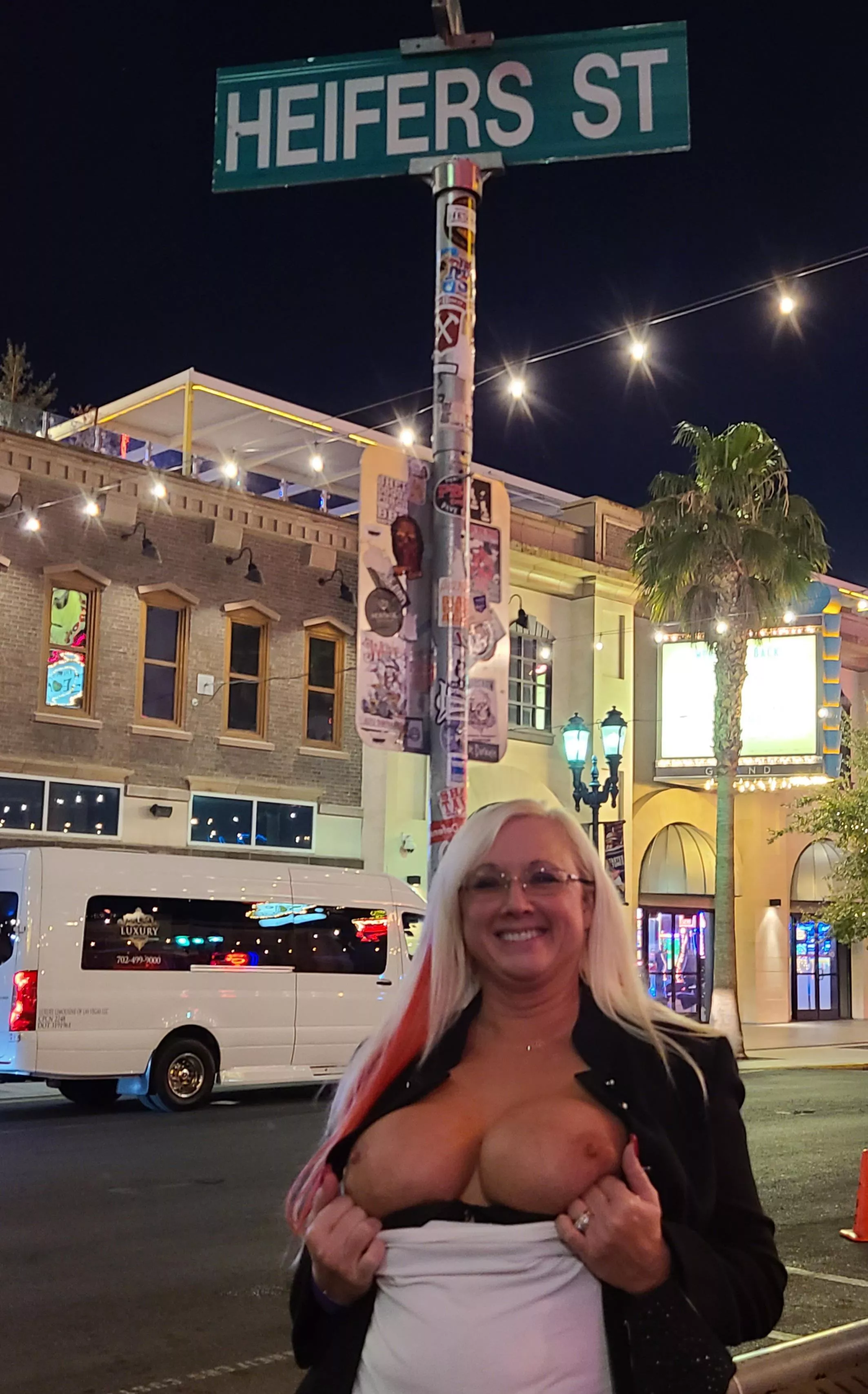 A little wedding ring in public. I sure do love Las Vegas.