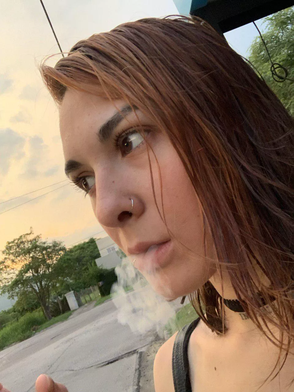 How much do men like it when a woman smokes while you fuck her?