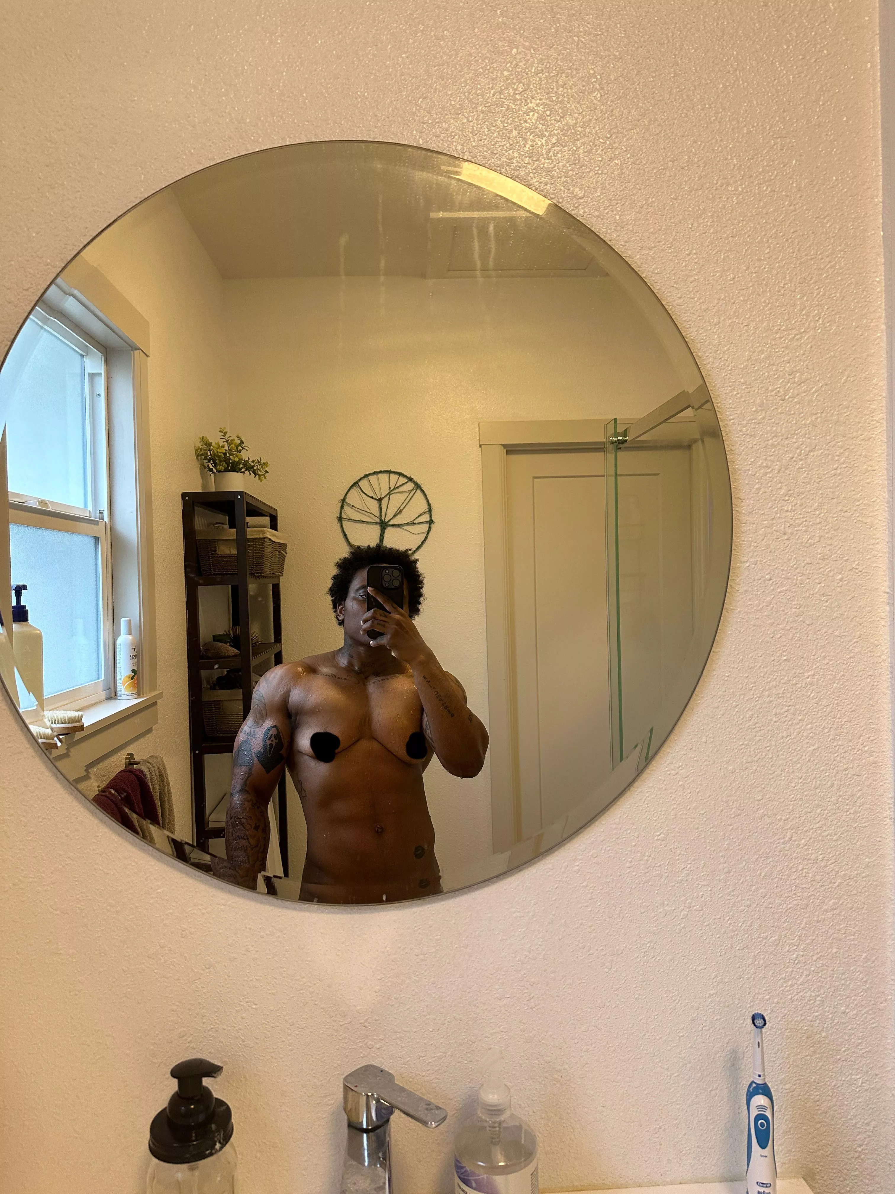 I’ve gained like 10lbs of muscle since I last posted 😏