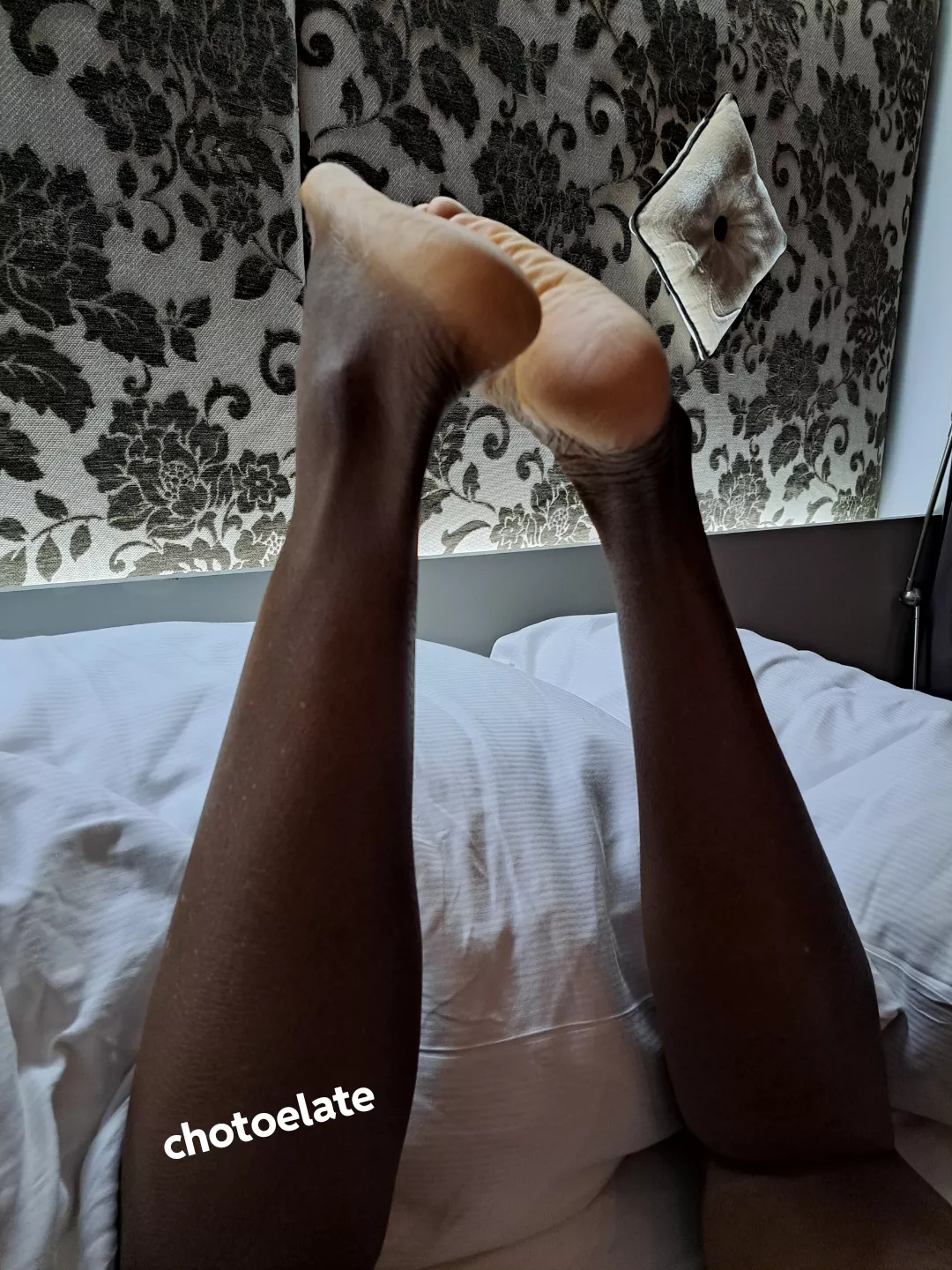 My soles up, for your 🍆 going up
