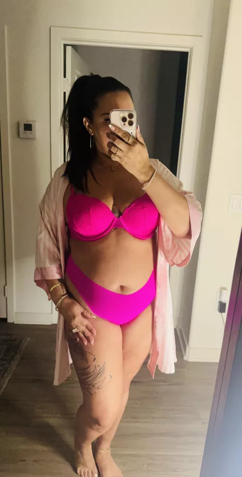 Would you fuck my Wife 39f or deny her?