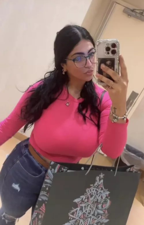 Busty in pink