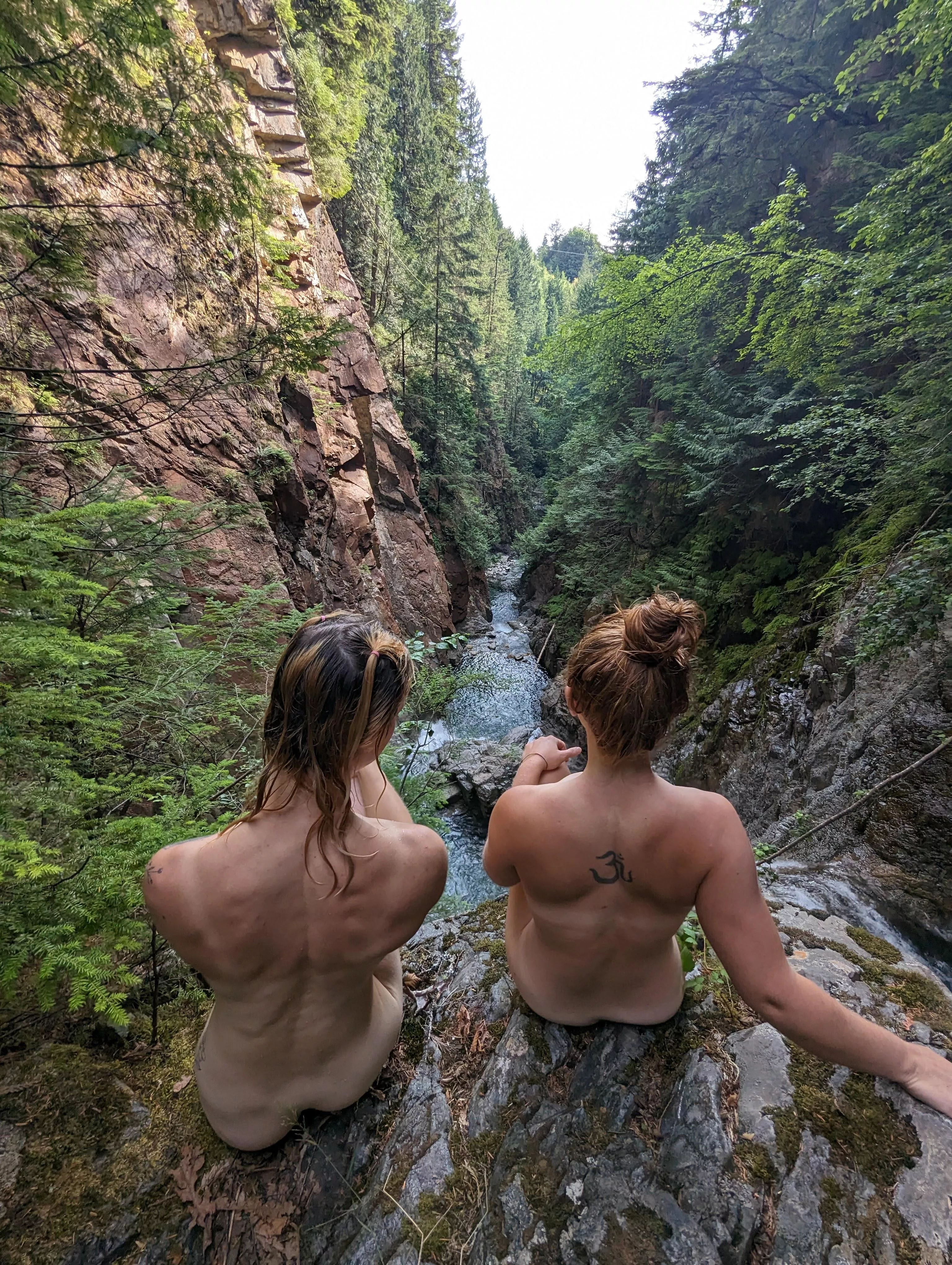 I love exploring with u/kinkyclimber1