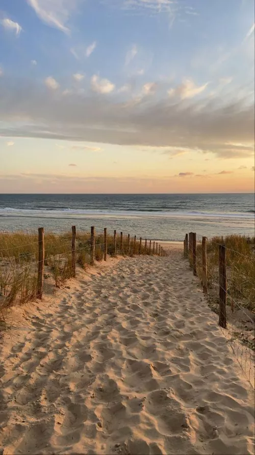 I wish I could contemplate this scene every day