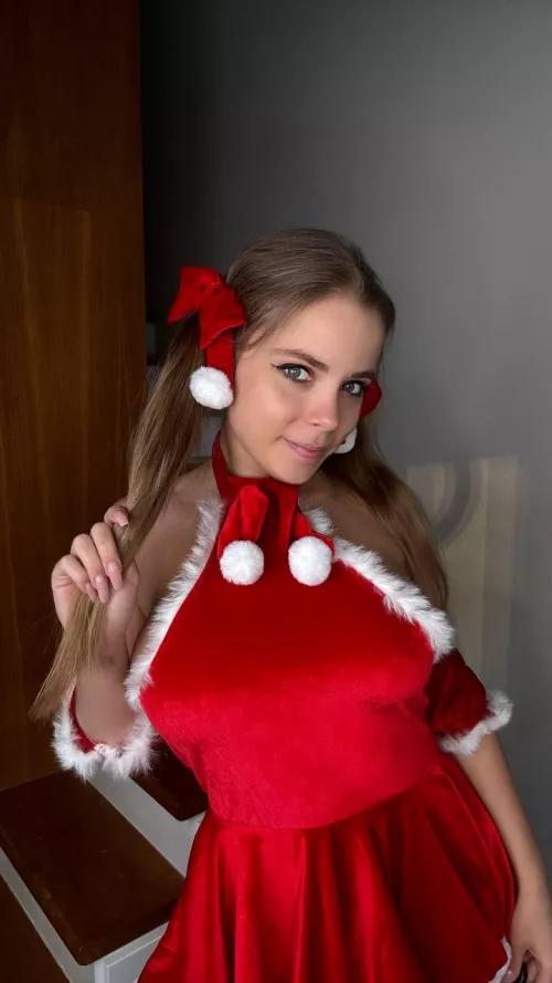 Love how this suit shines