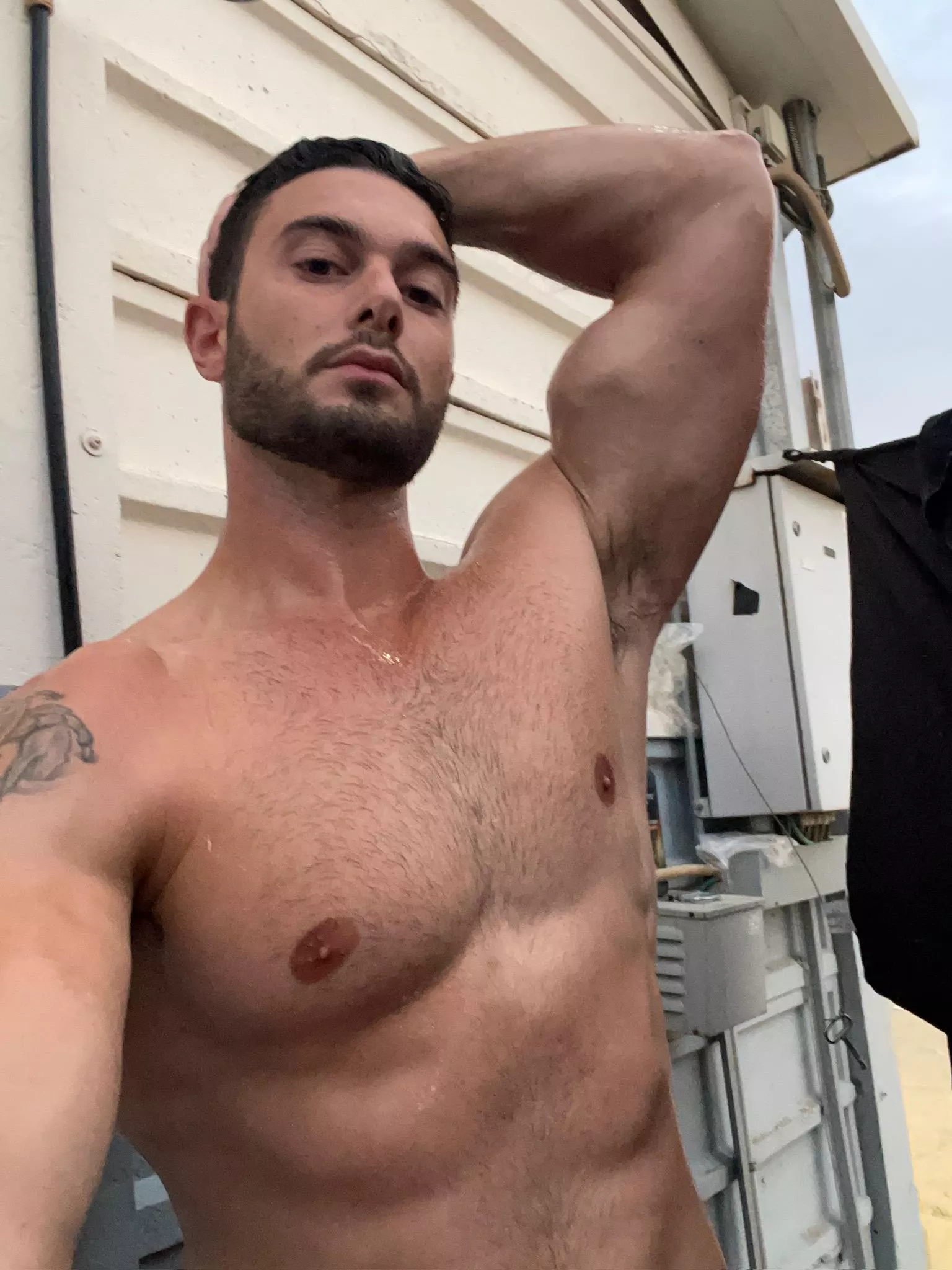 smell like there's no tomorrow