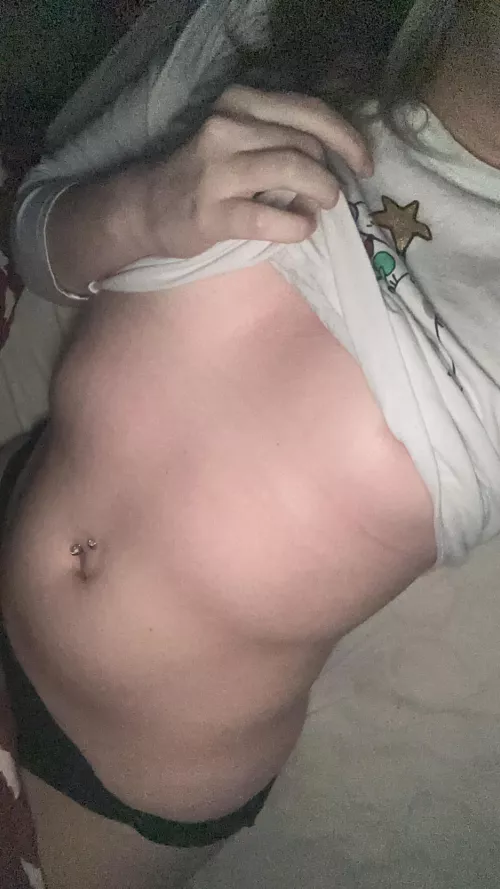 Snuggly Friday night vibes [F]